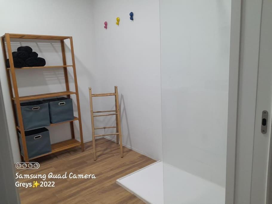 Apartamento Nuevo Cerca De La Playa Y Del Centro Валенсия Экстерьер фото