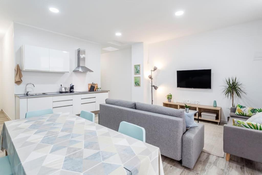 Apartamento Nuevo Cerca De La Playa Y Del Centro Валенсия Экстерьер фото